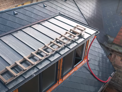 VIDEO: Plechová střecha ze šablon - Rakovník